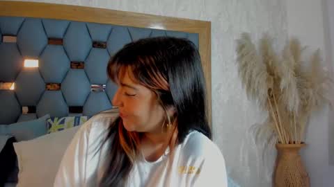 yayi derek  online show from 10/17/25, 11:35