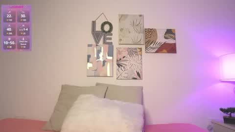 Snapshot of yayoi_cresp18 chatting on 02/19/25, 12:35 yayoi_cresp18 online show from 02/19/25, 12:35