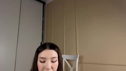 Snapshot of yayong chatting on 10/01/25, 01:17 Jenny online show from 10/01/25, 01:17