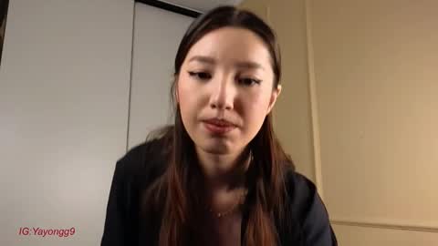 Snapshot of yayong chatting on 10/05/25, 01:20 Jenny online show from 10/05/25, 01:20