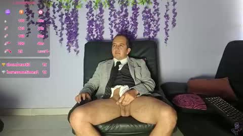 Hazzan online show from 02/11/26, 03:17