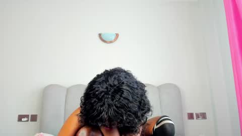 Snapshot of yazmin_rochae chatting on 05/22/26, 08:32 yazmin_rochae online show from 05/22/26, 08:32