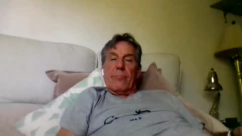 yeah_baby6988 online show from 04/15/26, 11:38