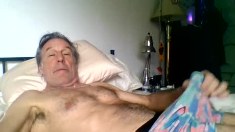 Snapshot of yeah_baby6988 chatting on 06/27/26, 03:50 yeah_baby6988 online show from 06/27/26, 03:50
