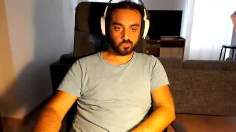 yeeaahoo online show from 09/21/25, 01:35