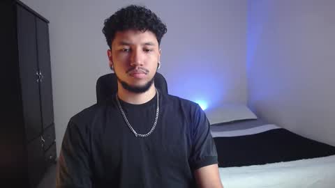 yeff online show from 11/11/25, 12:21