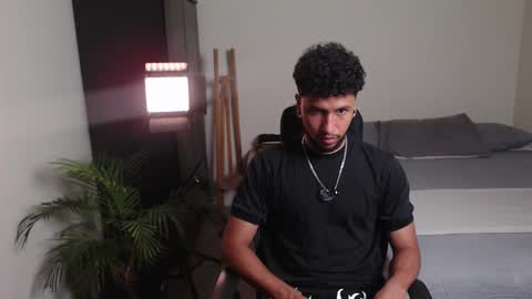 yeff online show from 02/06/26, 12:04