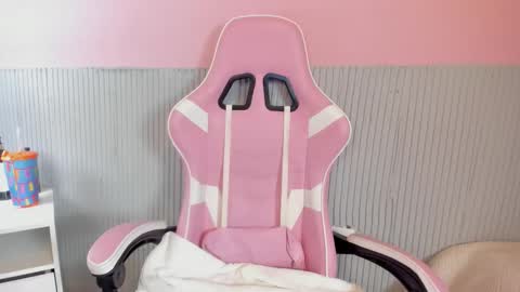 yeika_foxy online show from 03/03/26, 11:27