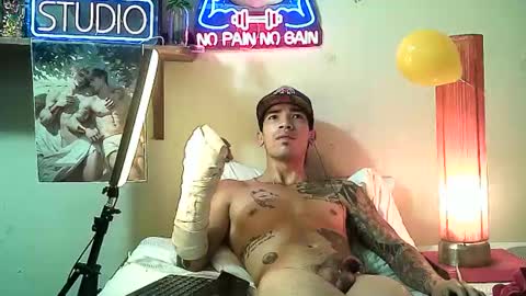 yeisoncastellanos1999 online show from 01/18/26, 09:40