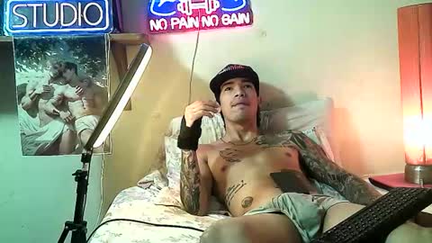 yeisoncastellanos1999 online show from 02/20/26, 08:53