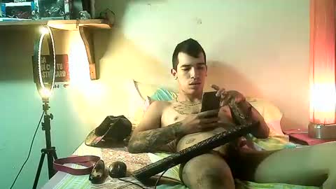 yeisoncastellanos1999 online show from 07/03/26, 09:43