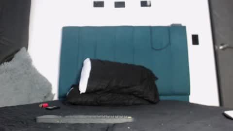 Snapshot of yeisongomezz chatting on 10/01/25, 04:51 yeisongomezz online show from 10/01/25, 04:51