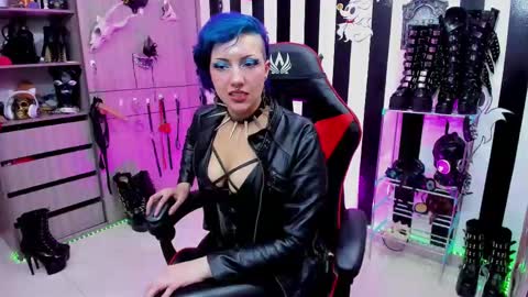 Yelena online show from 03/10/25, 09:51