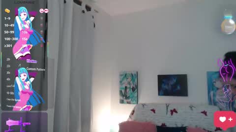 Snapshot of yeliana_sexy chatting on 02/14/25, 08:52 Valery  online show from 02/14/25, 08:52