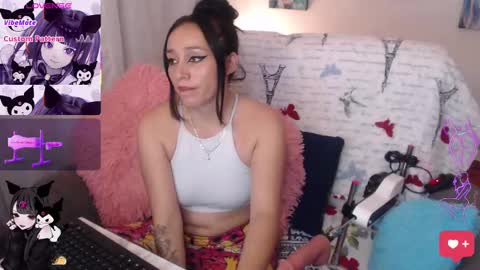 Snapshot of yeliana_sexy chatting on 02/27/25, 02:10 Valery  online show from 02/27/25, 02:10