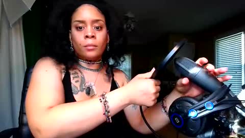 Yella Reign online show from 06/06/26, 10:36
