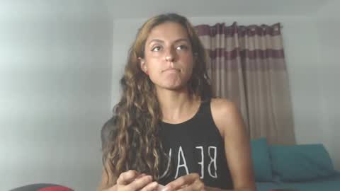 Snapshot of yemaya_28 chatting on 05/12/26, 03:36 Yemaya 28 online show from 05/12/26, 03:36