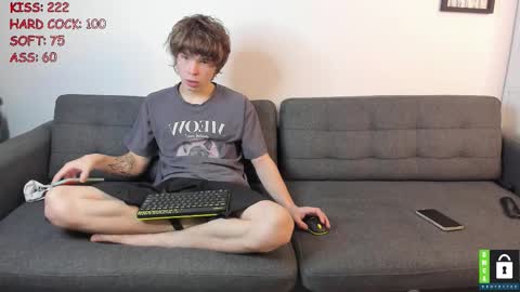 Yen online show from 10/06/25, 02:03