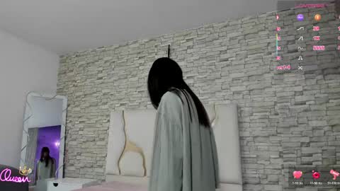 Snapshot of yenn_tay chatting on 05/07/26, 11:48 ZAYDEN online show from 05/07/26, 11:48