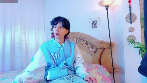 Snapshot of yeremmy_twink chatting on 06/08/26, 07:36 yeremmy_twink online show from 06/08/26, 07:36