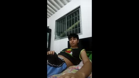 Snapshot of yeremy_boy chatting on 06/10/26, 12:22 yeremy_boy online show from 06/10/26, 12:22