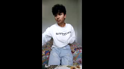 Snapshot of yeremy_boy chatting on 06/10/26, 06:40 yeremy_boy online show from 06/10/26, 06:40