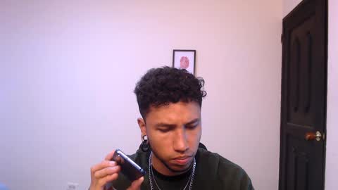 Snapshot of yerfon_s1 chatting on 12/19/24, 06:34 Yeff ind. model online show from 12/19/24, 06:34