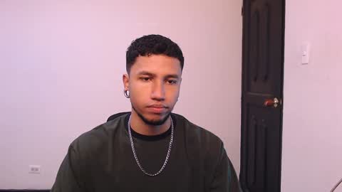 Snapshot of yerfon_s1 chatting on 12/30/24, 06:49 Yeff ind. model online show from 12/30/24, 06:49