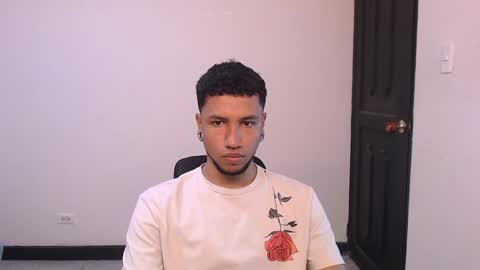 Snapshot of yerfon_s1 chatting on 01/03/25, 07:18 Yeff ind. model online show from 01/03/25, 07:18