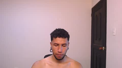 Snapshot of yerfon_s1 chatting on 01/04/25, 12:48 Yeff ind. model online show from 01/04/25, 12:48