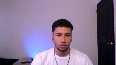 Snapshot of yerfon_s1 chatting on 01/27/25, 05:04 Yeff ind. model online show from 01/27/25, 05:04