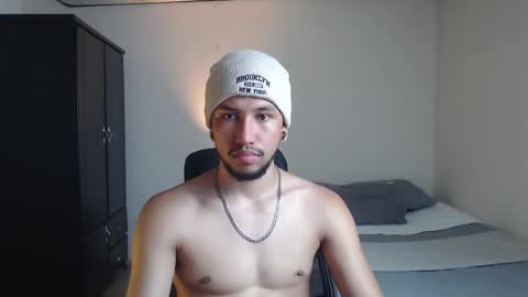 Snapshot of yerfon_s1 chatting on 11/28/25, 12:57 Yeff ind. model online show from 11/28/25, 12:57