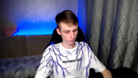 Snapshot of yes_cute_boy_ chatting on 03/01/25, 09:59 Eden online show from 03/01/25, 09:59