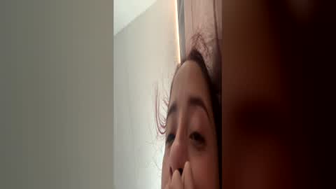 Snapshot of yesika177609 chatting on 07/07/26, 01:15 Yesika online show from 07/07/26, 01:15
