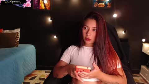 yesika_t online show from 02/25/26, 04:38