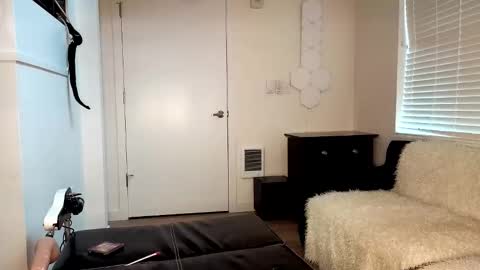 Snapshot of yesmissashley chatting on 03/20/26, 11:42 Ashley online show from 03/20/26, 11:42