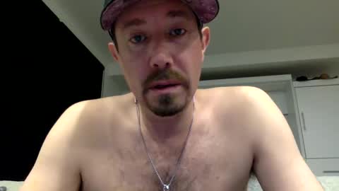 Snapshot of yesplesae chatting on 01/15/25, 04:04 yesplesae online show from 01/15/25, 04:04