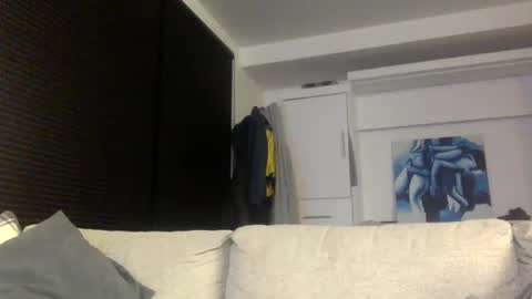 Snapshot of yesplesae chatting on 01/21/25, 02:43 yesplesae online show from 01/21/25, 02:43