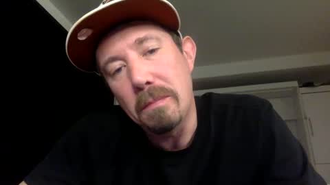 Snapshot of yesplesae chatting on 01/22/25, 04:13 yesplesae online show from 01/22/25, 04:13