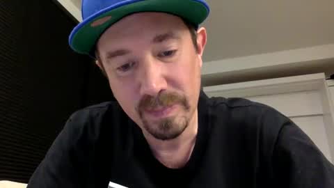 Snapshot of yesplesae chatting on 01/29/25, 03:22 yesplesae online show from 01/29/25, 03:22