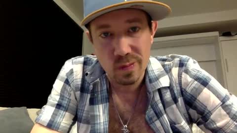 Snapshot of yesplesae chatting on 02/01/25, 08:39 yesplesae online show from 02/01/25, 08:39