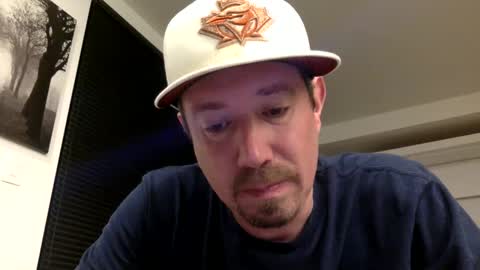 Snapshot of yesplesae chatting on 02/05/25, 04:37 yesplesae online show from 02/05/25, 04:37