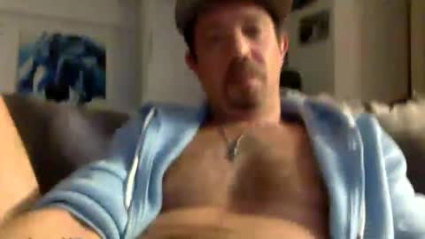 Snapshot of yesplesae chatting on 02/17/25, 02:15 yesplesae online show from 02/17/25, 02:15