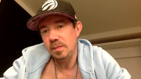 Snapshot of yesplesae chatting on 03/01/25, 04:15 yesplesae online show from 03/01/25, 04:15