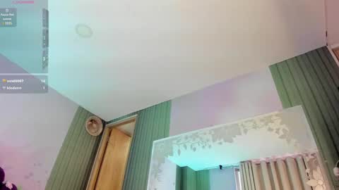 Snapshot of yess__daddy chatting on 01/30/25, 01:31 yess__daddy online show from 01/30/25, 01:31