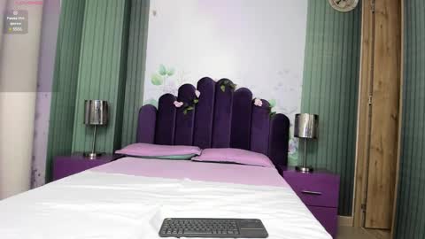 Snapshot of yess__daddy chatting on 01/31/25, 10:20 yess__daddy online show from 01/31/25, 10:20