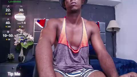 Snapshot of yess_fit chatting on 12/17/25, 07:47 yess fit online show from 12/17/25, 07:47