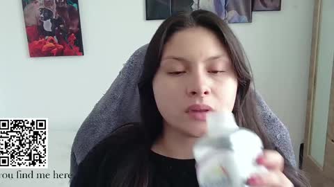 yessica_gomez01 online show from 03/27/26, 07:35