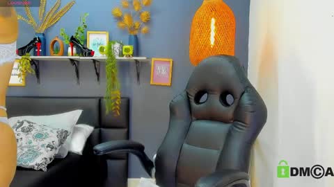 yessika_parker online show from 04/04/26, 09:18