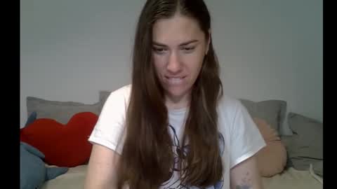 Kira online show from 09/13/25, 12:49